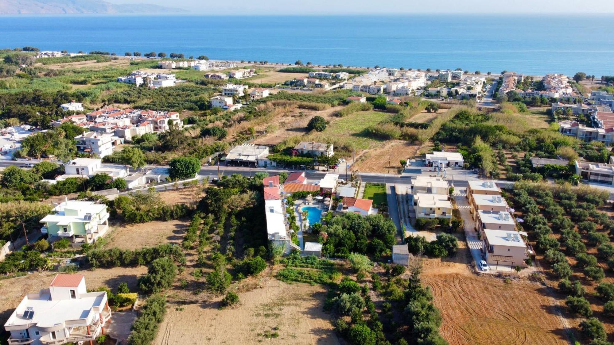 Secret Garden Hotel Maleme Extérieur photo